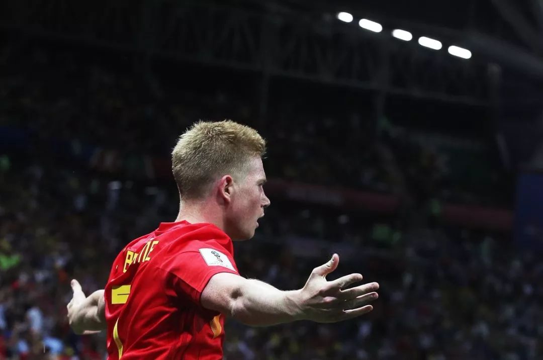 渝媒介绍重庆铜梁龙冲超庆典：也是新股东形象的首次集中展示